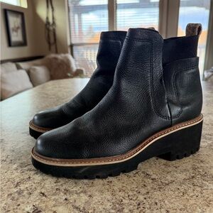 Dolce Vita Huey Black Leather Ankle Boots